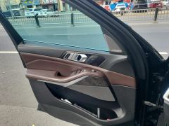 BMW X5 xDrive30Li Deluxe VersionM - ფოტო 12