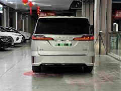 Voyah Lantu Dreamchaser PHEV Ultra-Long Range Flagship - photo 5
