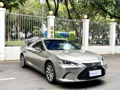 Lexus ES 200 Luxury - фото 3