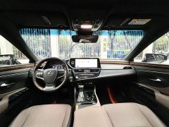 Lexus ES 200 Luxury - фото 5