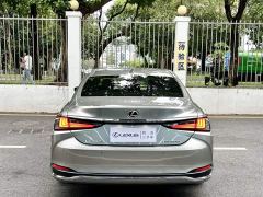 Lexus ES 200 Luxury - фото 8