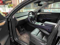 Tesla Model Y Rear-Wheel Drive - ფოტო 5
