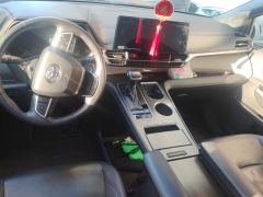 Toyota Gravia Hybrid 2.5L Honorable PLUS Edition - photo 16