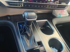 Toyota Gravia Hybrid 2.5L Honorable PLUS Edition - photo 19
