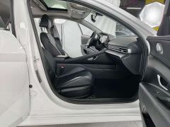 Hyundai Elantra 1.5L CVT Luxury - photo 19