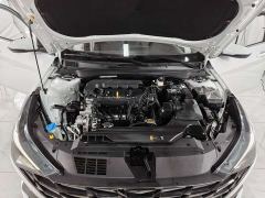 Hyundai Elantra 1.5L CVT Luxury - photo 20