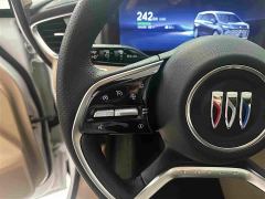 Buick GL8 New Energy Lusang Respect Edition - photo 9