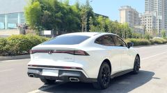 Changan UNI-V 1.5T Premium - ფოტო 8