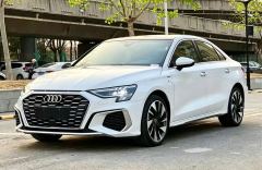 Audi A3 Sportback 35 TFSI Version - ფოტო 2