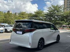 Toyota Alphard Dual-Engine 2.5L Luxury Edition - ფოტო 11