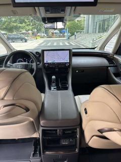 Toyota Alphard Dual-Engine 2.5L Luxury Edition - ფოტო 13