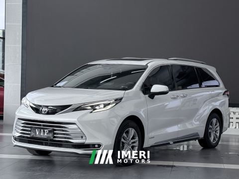 2021 Toyota Sienna 2.5L Hybrid Platinum Edition