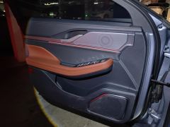 Lincoln Z 2.0T Premier - ფოტო 12
