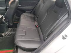 Hyundai Elantra 1.5L CVT Luxury - ფოტო 16