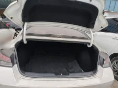 Hyundai Elantra 1.5L CVT Luxury - ფოტო 18