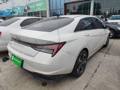 Hyundai Elantra 1.5L CVT Luxury - ფოტო 6