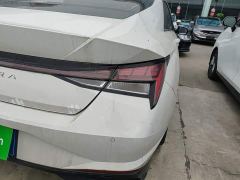 Hyundai Elantra 1.5L CVT Luxury - ფოტო 7