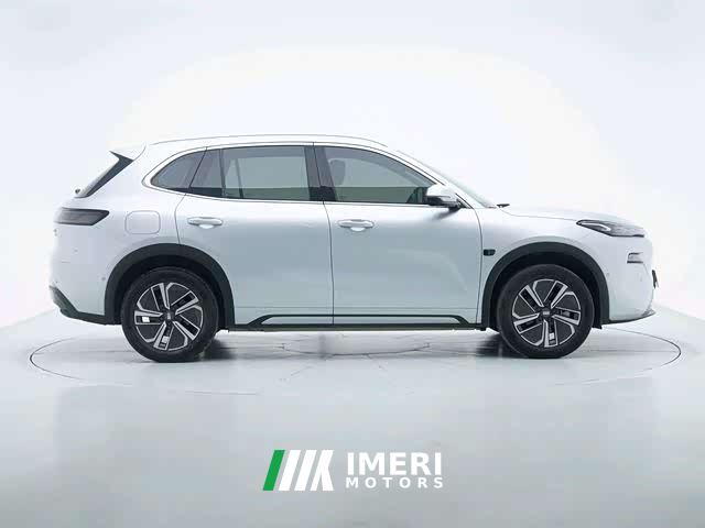 Geely Galaxy Starship 7 135km Pilot Edition - автомобиль из Китая