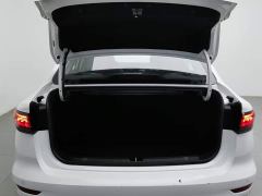 Geely Emgrand 4th Generation 1.5L CVT Luxury - ფოტო 12