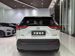 Toyota RAV4 2.0L CVT FWD Urban Edition - фото 9