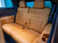Li Auto i8 Standard Edition - фото 8