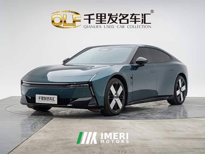XPeng P7 702 Long Range Ultra - автомобиль из Китая