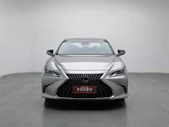 Lexus ES 200 Premium Edition - фото 3