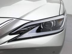 Lexus ES 200 Premium Edition - фото 7