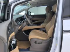 Denza D9 DM-i 970 4WD Flagship Edition - ფოტო 14