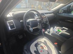 Land Rover Discovery 2.0T 300PS S - ფოტო 16