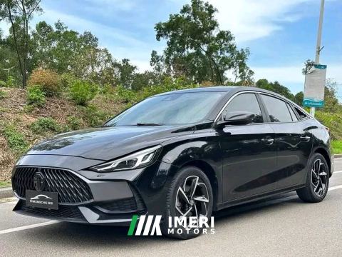 2025 MG5 180DVVT CVTLuxury Edition - автомобиль из Китая