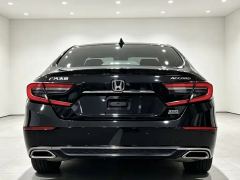 Honda Accord 260TURBO Premium Edition - photo 12