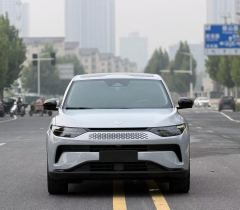 Leapmotor C11 EREV 200 Smart Edition - фото 3
