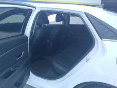 Hyundai Elantra 1.5L CVT GLX Elite - ფოტო 11