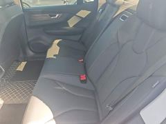 FAW Hongqi E-QM5 On-demand charging Base 4-seater - ფოტო 16