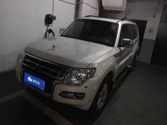 Mitsubishi Pajero (Imported) 3.0L Edition - ფოტო 1