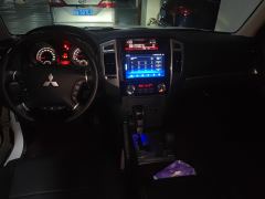 Mitsubishi Pajero (Imported) 3.0L Edition - ფოტო 16