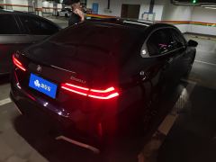 BMW 5 Series 530Li Premier M Sport Package - ფოტო 2