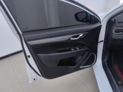 Geely Emgrand UP 1.5L CVT Upward Edition - photo 12