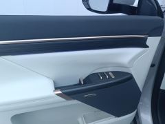 Dongfeng Yipai 008 EREV 210Max 6-seater - photo 13