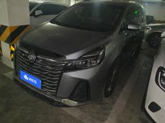 Buick GL8 Land Business Class 2.0T Comfort Edition 7-seater - фото 1
