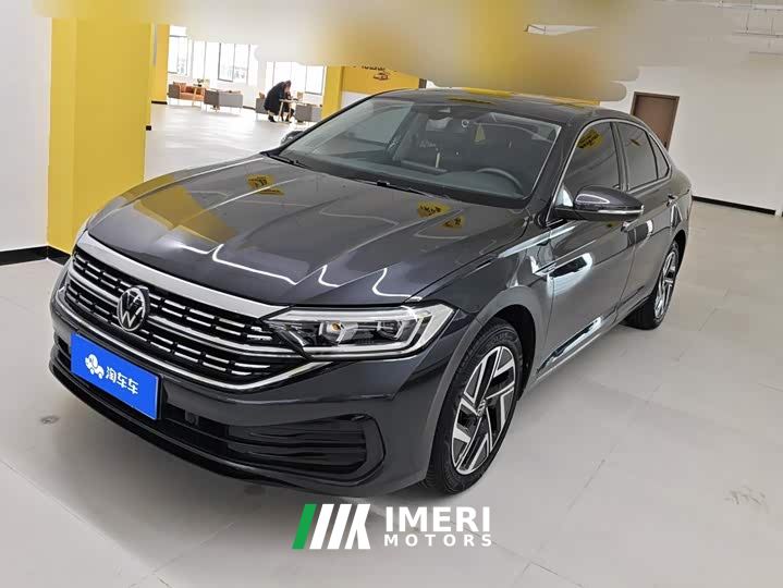 Volkswagen Sagitar 300TSI DSG Excellence Edition - автомобиль из Китая