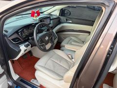 Buick GL8 Land Business Class Smart Edition - ფოტო 8