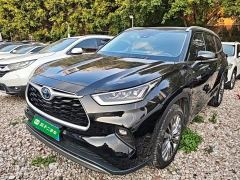 Toyota Highlander Hybrid 2.5L AWD Premium 7-Seater - photo 1