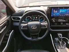 Toyota Highlander Hybrid 2.5L AWD Premium 7-Seater - photo 10