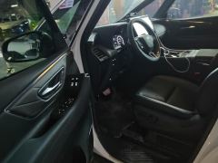 Toyota Alphard Dual-Engine 2.5L Prestige Edition - ფოტო 14