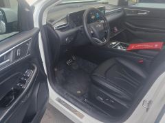Ford Edge PLUS EcoBoost 245 Two-Wheel Drive Premium Sharp Edition 7-seater - ფოტო 14