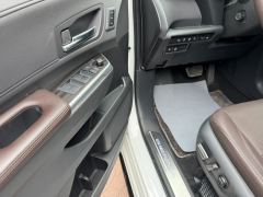 Toyota Sienna 2.5L Hybrid Platinum Edition - photo 3