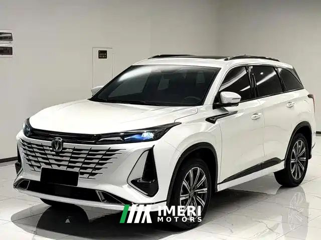 Changan CS75 PLUS Third Generation Champion Edition 1.5T Smart Drive Performance Type - автомобиль из Китая