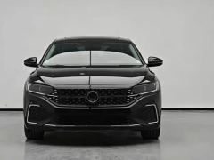 Volkswagen Passat Distinguished Edition 380TSI Longyao Edition - photo 1